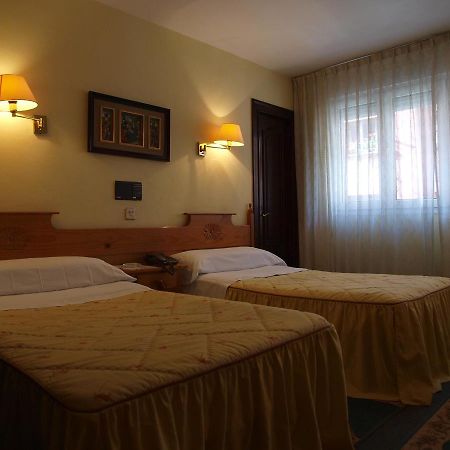 Hotel Paris Χιχόν Εξωτερικό φωτογραφία