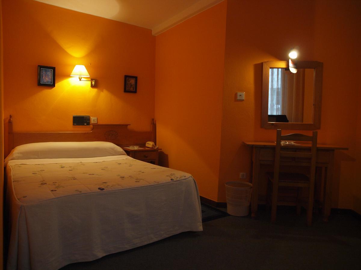 Hotel Paris Χιχόν Εξωτερικό φωτογραφία