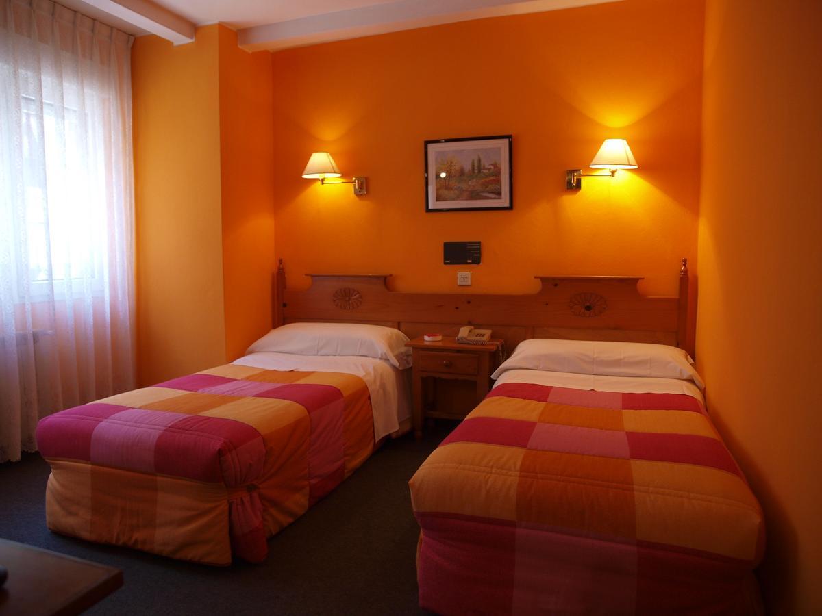 Hotel Paris Χιχόν Εξωτερικό φωτογραφία