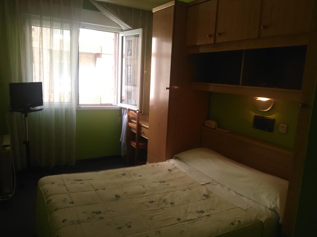 Hotel Paris Χιχόν Εξωτερικό φωτογραφία
